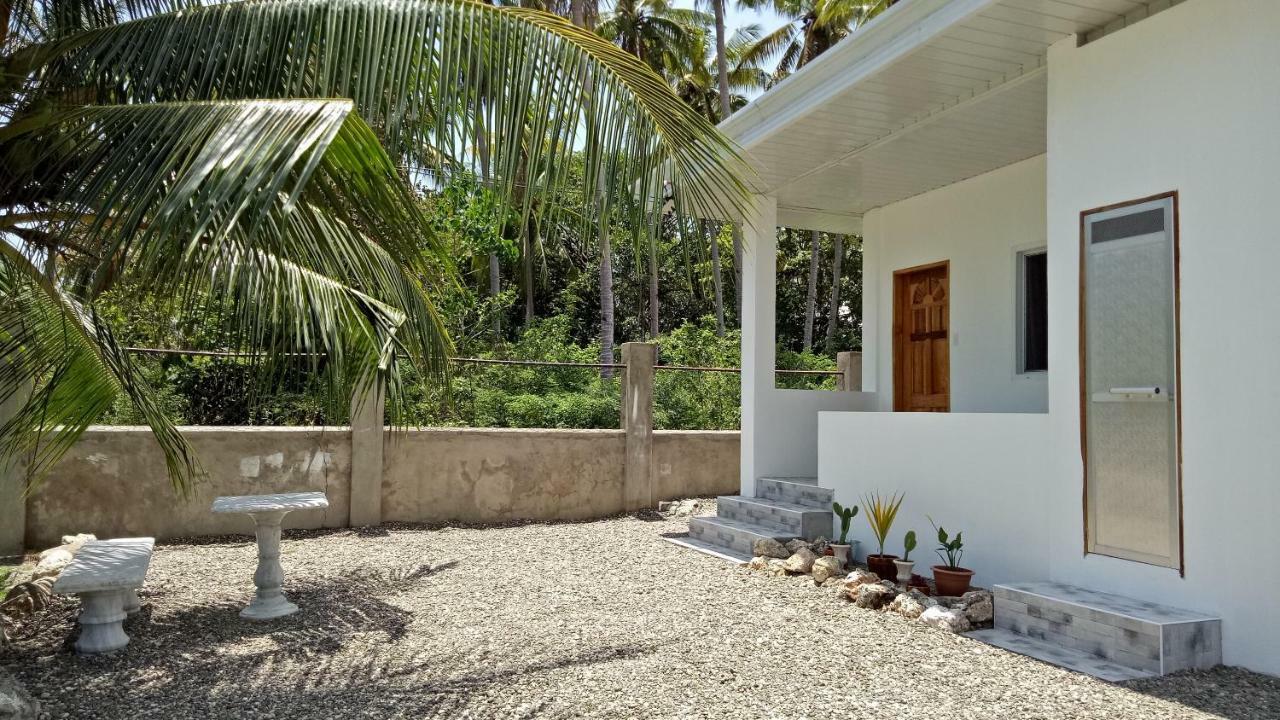 Kathleens Vacation Place Moalboal Exterior foto